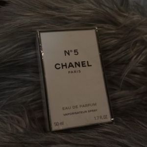 Chanel No5 Paris eau de parfum